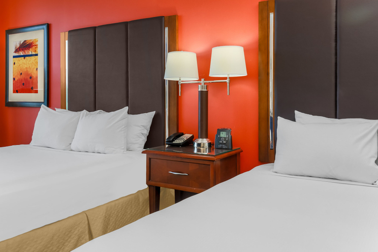 Bedroom 4, Hilton Branson Convention Center, Taney