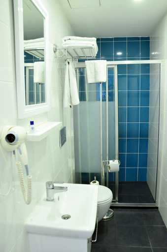 Bathroom 5, Star Holiday Hotel, Fatih