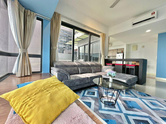 Others 2, MJHolidayB2142 {BreezySeaView} PrivateJacuzziVilla, Malacca City