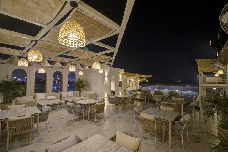Food & Drinks 5, Cygnett Collection KK Hotel, Faizabad