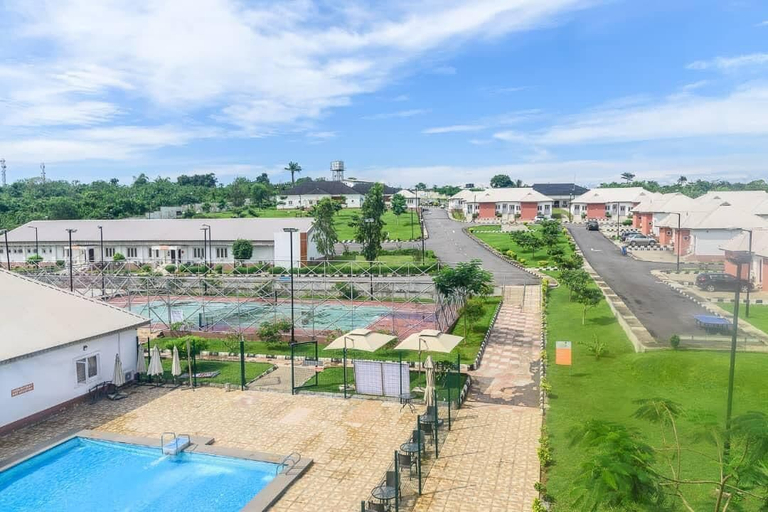 Sport & Beauty 4, Jubilee Chalets Epe, Epe