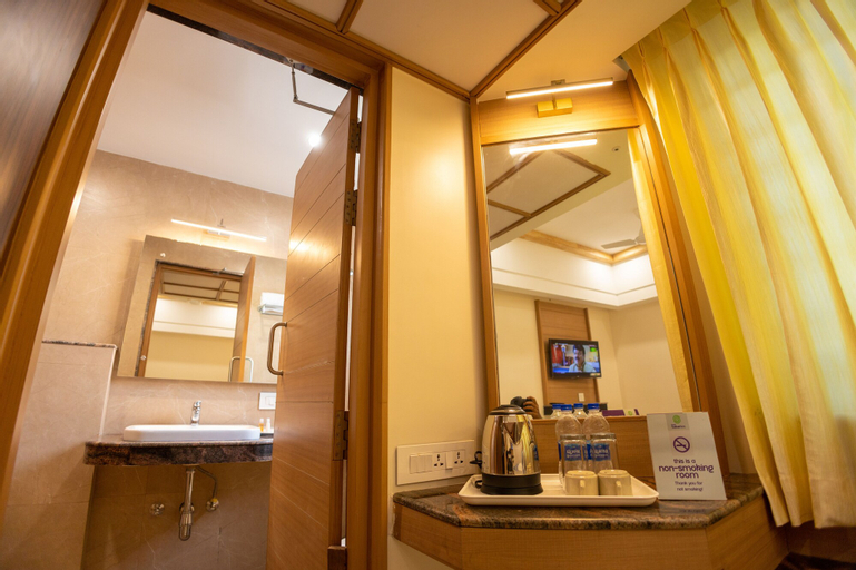 Bedroom 4, Hotel Grand Sabarees, Madurai