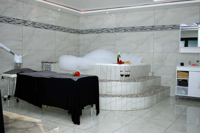 Others 4, Semeni Asante Apartment, City of Johannesburg