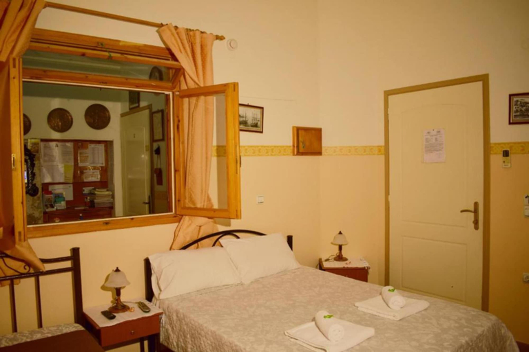 Bedroom 4, Stoa Rooms Chania Old Port, Crete