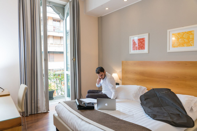Bedroom 3, Hotel Royal Falcone, Monza and Brianza