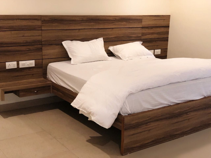 Bedroom 2, Hotel Red Sapphire, Moradabad