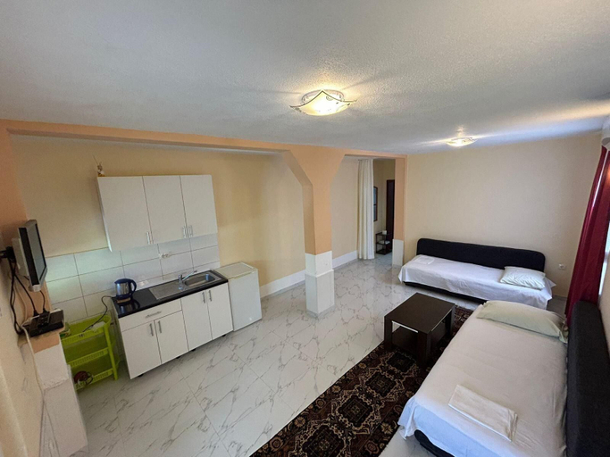 Bedroom 2, Apartment Nafija 2