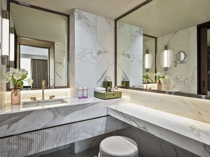 Bathroom 8
