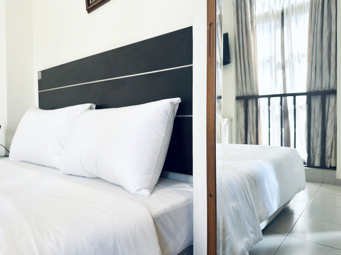 Bedroom 8
