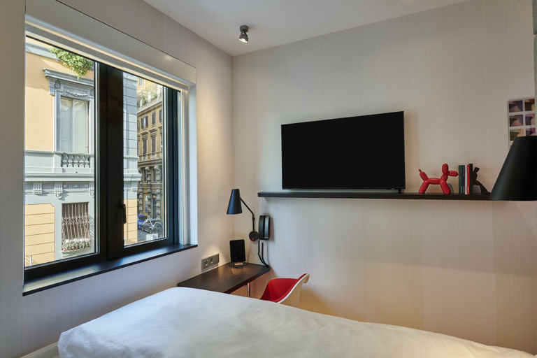 Bedroom 5, citizenM Rome Isola Tiberina, Rome