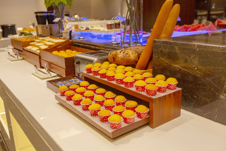 Food & Drinks 4, Hawthorn by Wyndham Dali Erhai Park, Dali Bai