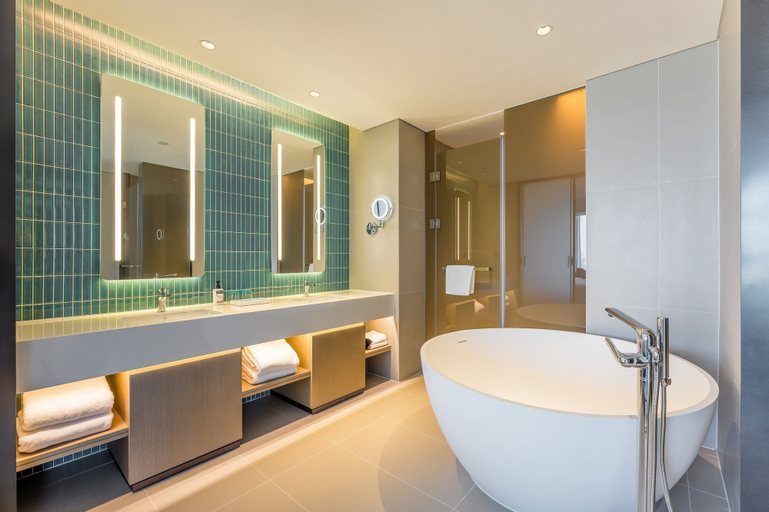 Bathroom 24