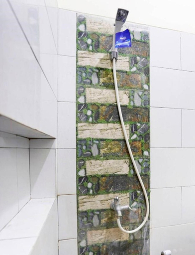 Bathroom 2, City-m Urban Homestay, Mojokerto