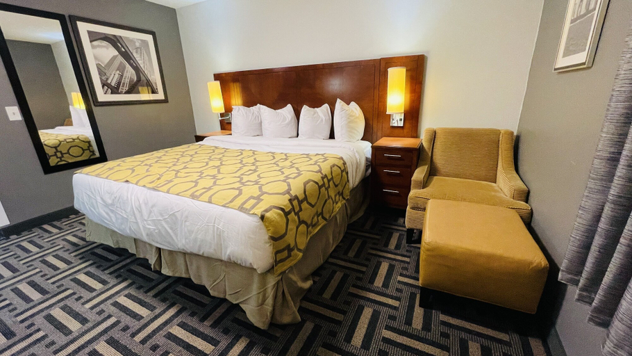 Bedroom 3, Baymont by Wyndham Chicago/Calumet City, Cook