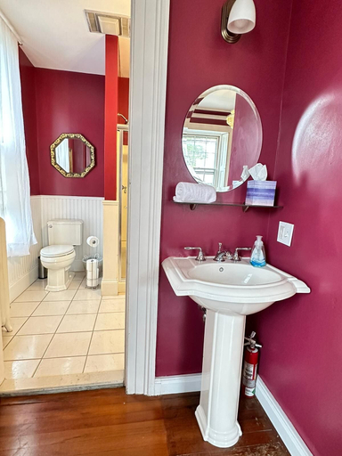 Bathroom 3, The Hamilton Hoppin House, Newport