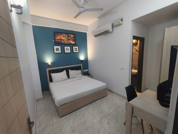 Bedroom 4, Hotel Golden Key IP Ext., Delhi