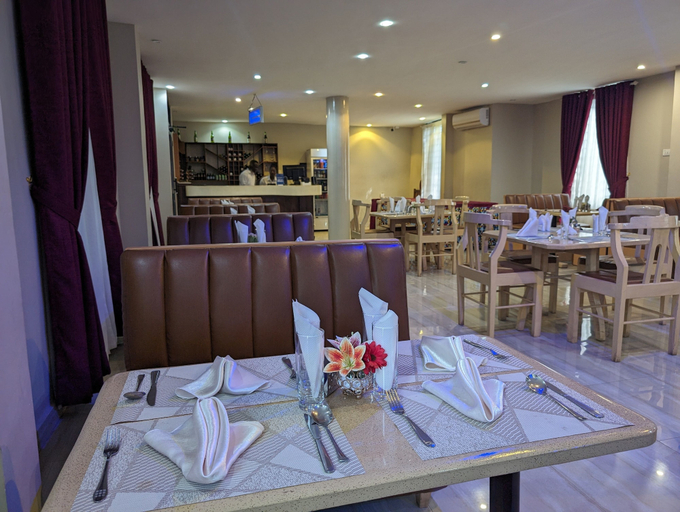 Food & Drinks 4, De-Kings Hotel, Wassa West