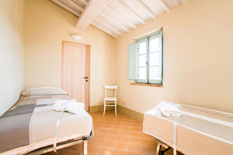 Bedroom 4, Luxury resort in the Tuscan countryside, Siena
