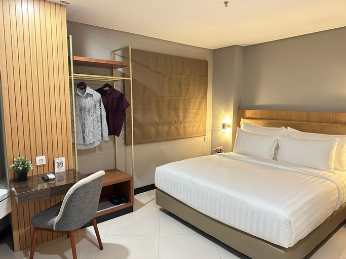 Bedroom 6