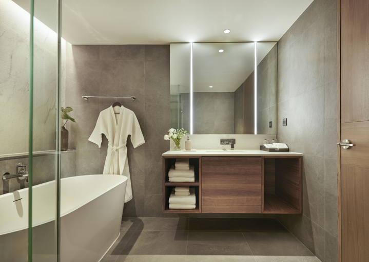 Bathroom 5, Bliston Suwan Park View Hotel, Pathum Wan