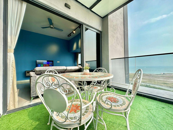 Others 4, MJHolidayB2142 {BreezySeaView} PrivateJacuzziVilla, Malacca City