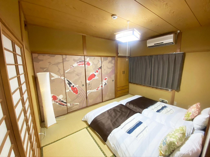 Bedroom 2, Yufu inn 青い温泉〜家族風呂貸切〜湯布院ゆのつぼ街道近く!一軒家貸切 , Yufu