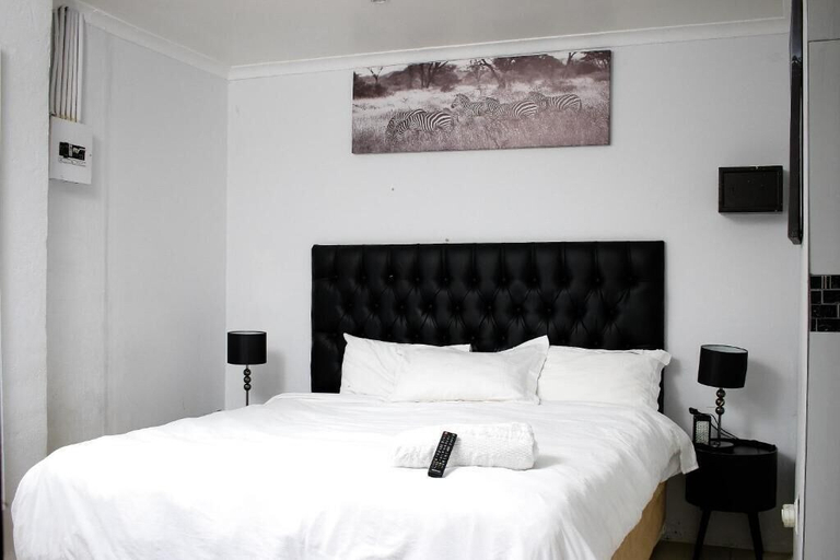 Bedroom 4, Semeni Asante Guesthouse, City of Johannesburg