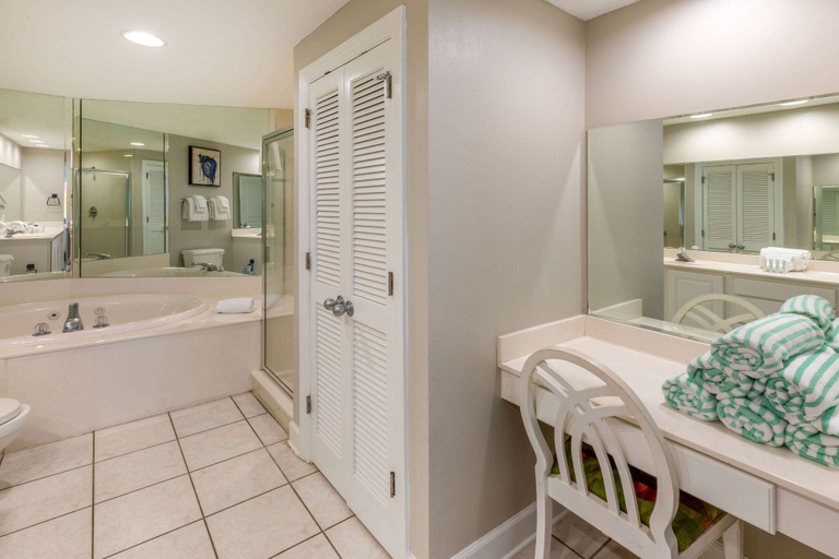 Bathroom 4, Palm Beach Resort Orange Beach a Ramada by Wyndham, Baldwin