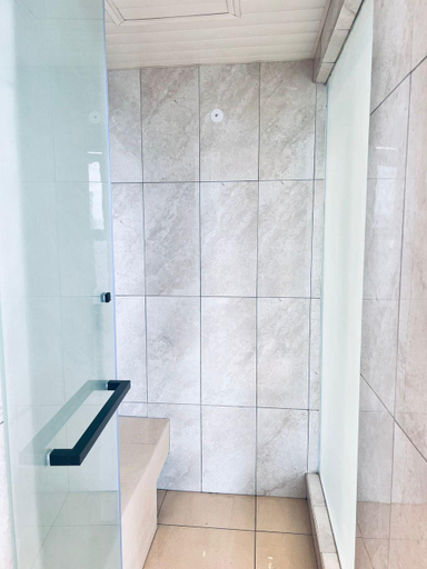 Bathroom 4, Axon Serviced Suites Kuala Lumpur, Kuala Lumpur