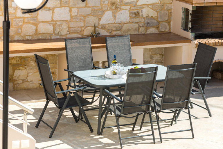Food & Drinks 5, Peris Villa, Crete