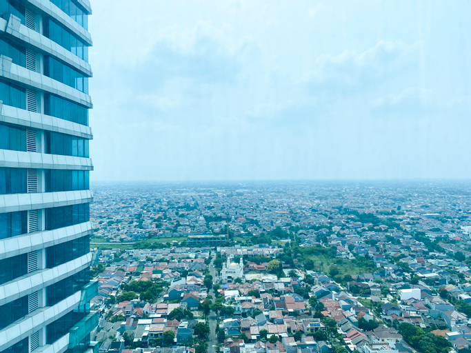 Exterior & Views 2, Modern Look 2BR at Grand Kamala Lagoon Apartment By Travelio, Bekasi