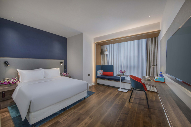 Bedroom 5, Holiday Inn Express SHANGHAI XUHUI BINJIANG, Shanghai