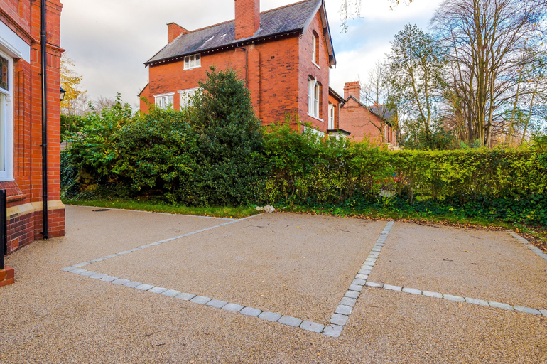 Exterior & Views 2, Hilltop Serviced Apartments - Stockport, Stockport