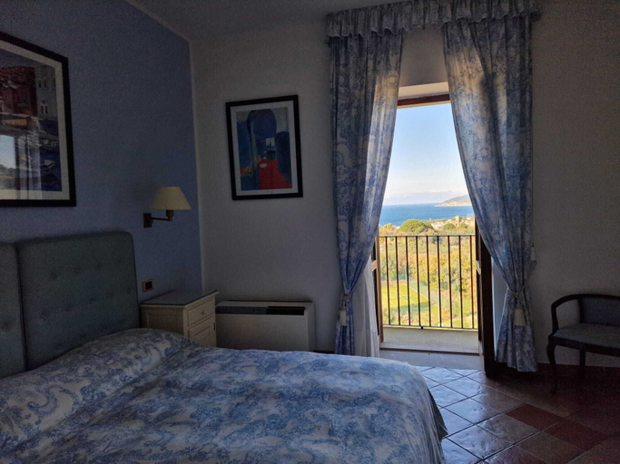 Bedroom 3, Hotel Hermitage, Salerno