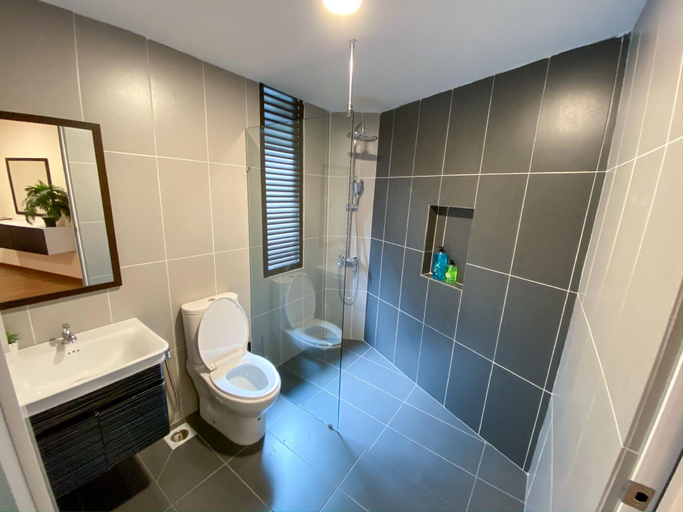 Bathroom 2, The Waterfront Apartments A301, Malacca City