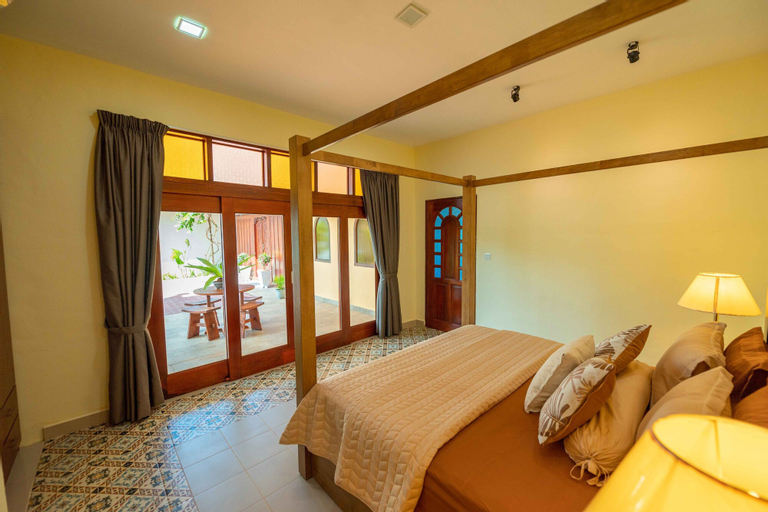 Bedroom 30