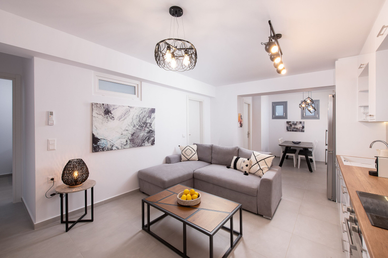 Others 3, Hosting Moments Semi Basement Apartment, South Aegean