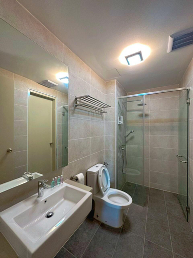Bathroom, SunnyDays-Seaview&Sunset/Waterpark Bali Residences, Malacca City