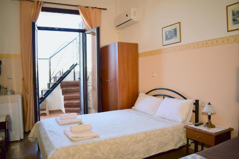 Bedroom 4, Stoa Rooms Chania Old Port, Crete