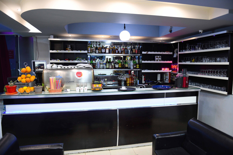 Food & Drinks 3, Hotel Bardhi, Kuçovës