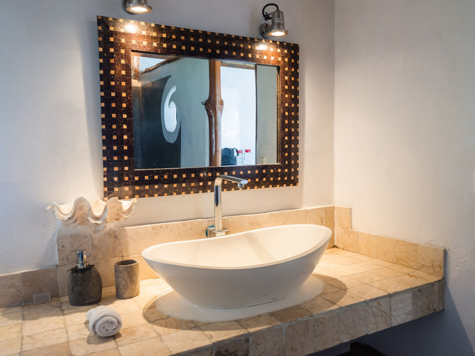 Bathroom 4, Rock 'n Reef Hotel, Badung