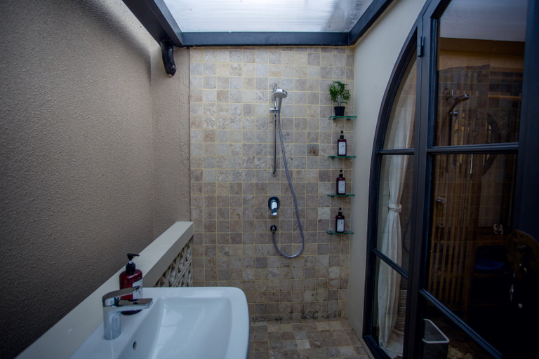 Bathroom, La Paz Bali, Badung