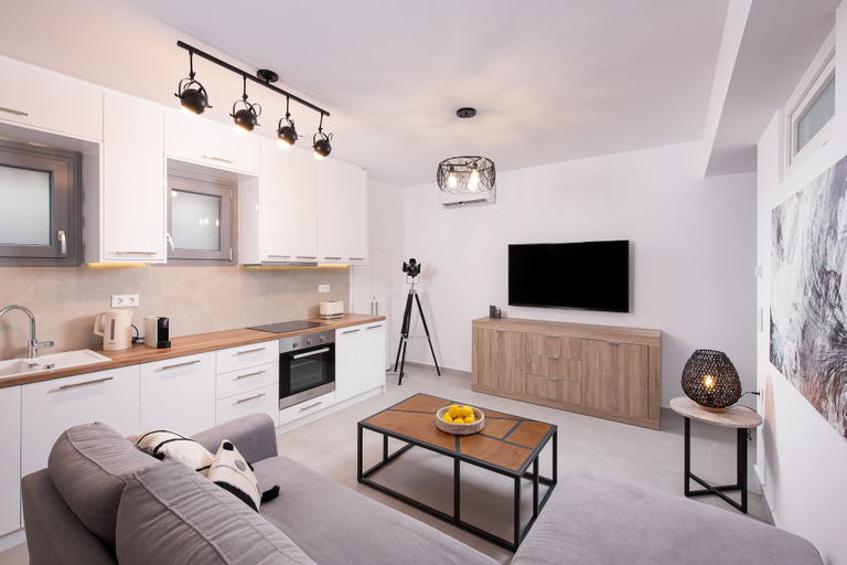 Others 5, Hosting Moments Semi Basement Apartment, South Aegean