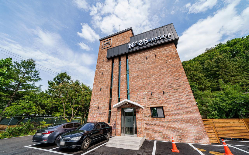 Others 4, Hongcheon IC No. 25, Hongcheon