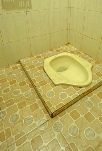 Bathroom 5, Nyaman Homestay Pare, Kediri