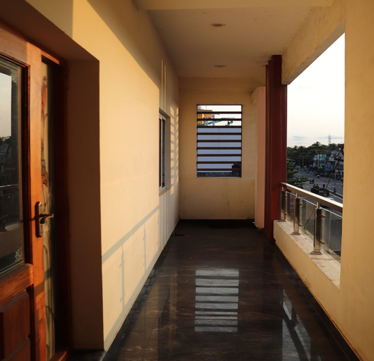 Others 5, CBR Guest House, Viluppuram