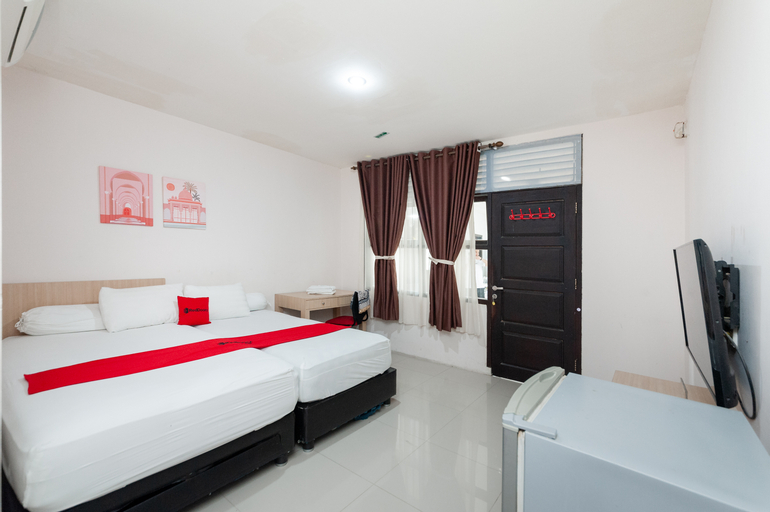 RedDoorz Syariah near Banda Aceh Convention Hall, Banda Aceh