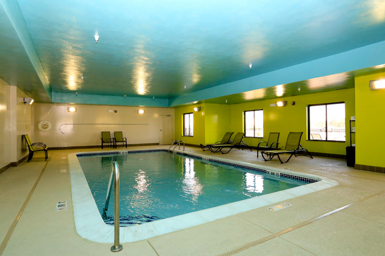 Sport & Beauty 3, Holiday Inn Express & Suites MARION by IHG, Williamson