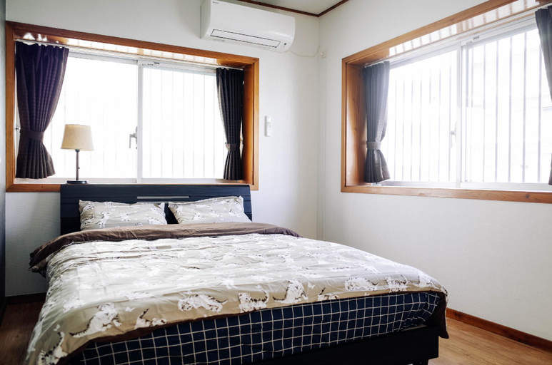 Bedroom 2, Pension Seiran is only 50m from the coast, Ginowan