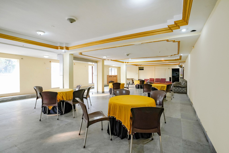 Food & Drinks 4, Fabhotel Girija, Aurangabad